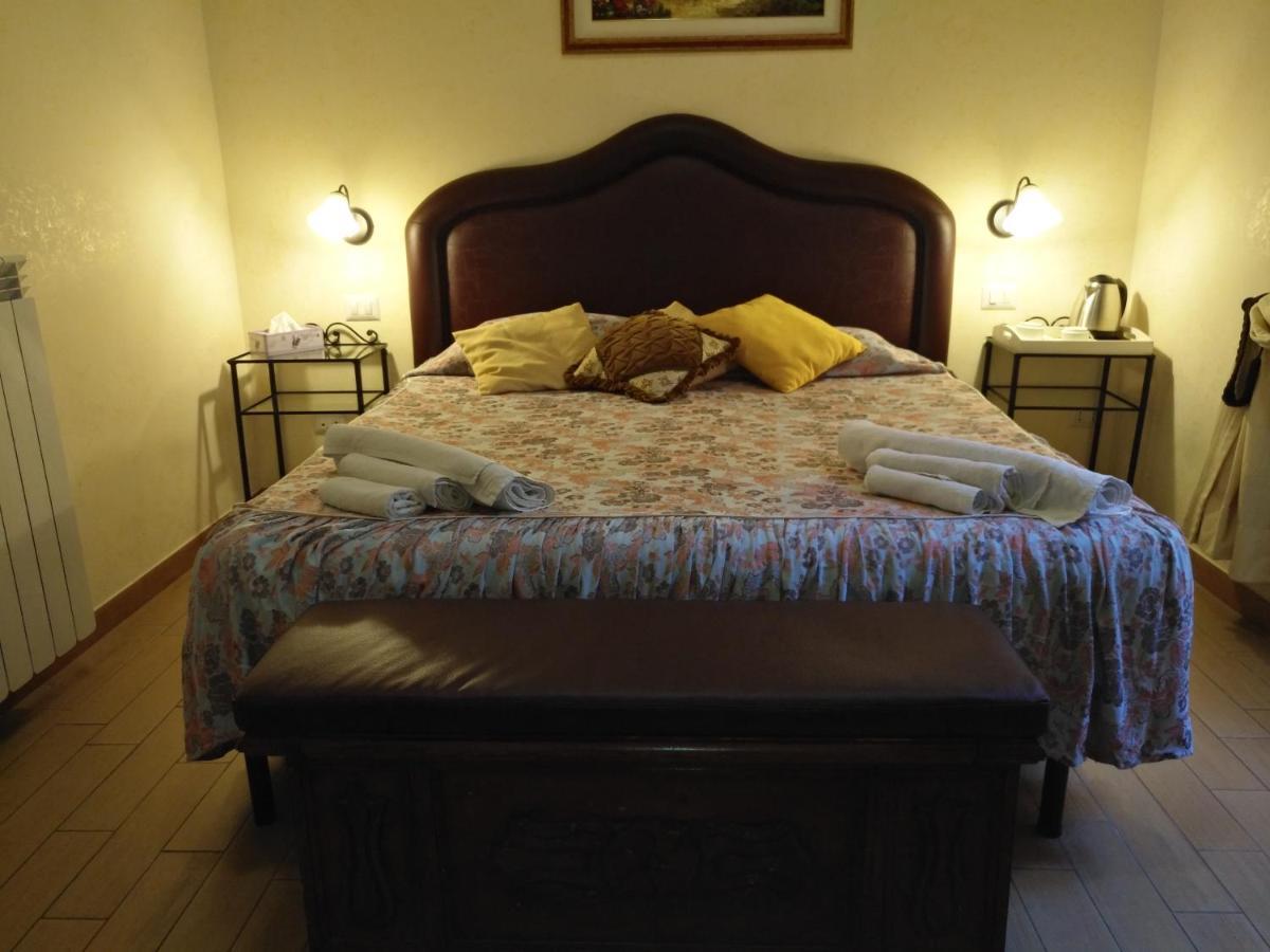 Tucci'S Roma Guest House Bagian luar foto
